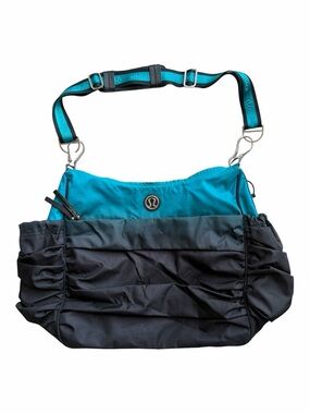 Lululemon Hot Yoga Hobo Gym Duffle Bag Surge Black Ombré